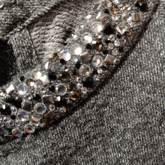 Neiman Marcus Luxury Essentials Cotton & Cashmere French Terry Top Rhinestones - Picture 7 of 14